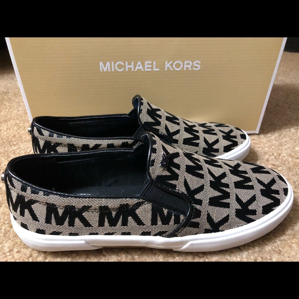 Michael Kors Women's Boerum Double Gore Jacquard